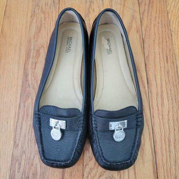 Michael Kors 8M Black Leather Loafers With Silver MK Logo Accent - Picture 2 of 11